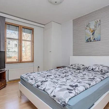 Saunallinen Kaksio Upealla Sijainnilla Lägenhet